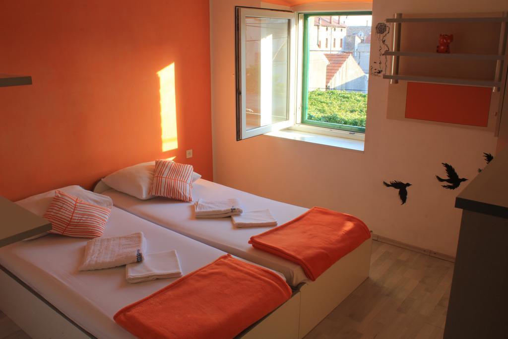 Apartment Nala Шибеник Екстер'єр фото