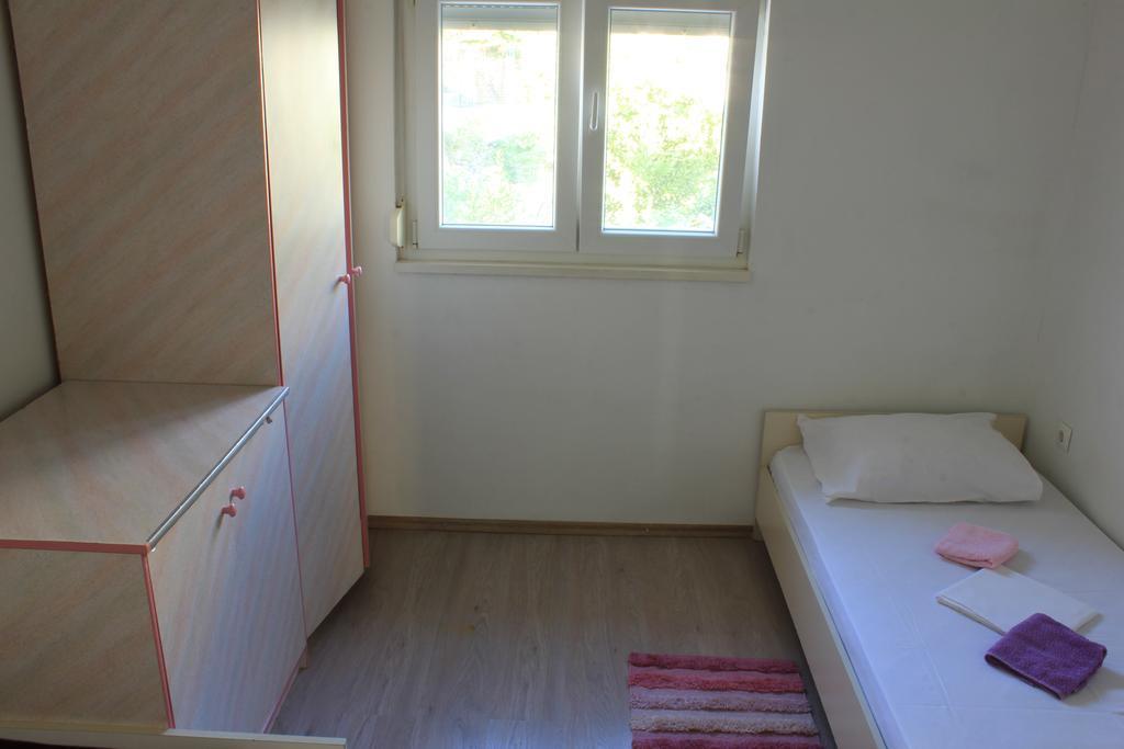 Apartment Nala Шибеник Екстер'єр фото